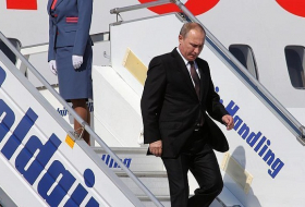 Poutine en Grèce pour une visite de deux jours