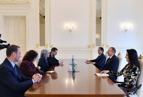 Le président Ilham Aliyev a reçu une délégation conduite par la vice-présidente bulgare