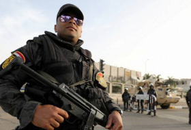 Egypte : un assaillant au couteau arrêté alors qu'il tentait d'entrer dans une église