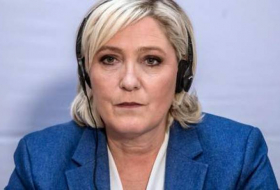 Marine Le Pen veut changer le nom du FN
