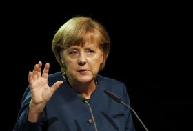 Merkel: l’Allemagne se sent la responsabilité de trouver au plus vite une résolution au conflit du Karabakh