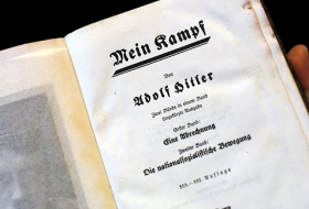 Un Mein Kampf ayant appartenu à Hitler vendu aux enchères
