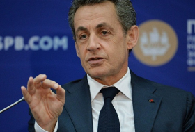 Sarkozy appelle à lever les sanctions antirusses