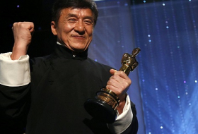 Après cinq décennies et 200 films, Jackie Chan remporte «finalement» un Oscar 
