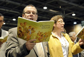 Russie: l'interdiction des Témoins de Jéhovah entre en vigueur