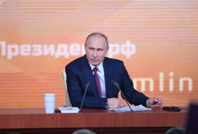 Début de la 13e grande conférence de presse de Vladimir Poutine - EN DIRECT