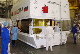 La Russie rétablit le contact avec le satellite Angosat-1