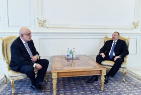 Le président azerbaïdjanais reçoit le nouvel ambassadeur du Pérou