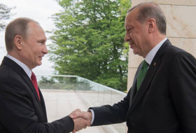 Poutine: les relations russo-turques sont en train de se rétablir entièrement