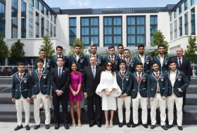 Ilham Aliyev rencontre les athlètes vainqueurs des IVes Jeux de la solidarité islamique - PHOTOS