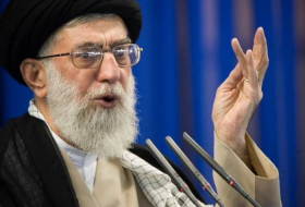 Khamenei accuse les ennemis de l'Iran de fomenter des troubles