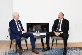 Entretien du président Ilham Aliyev avec Michel Van der Bel