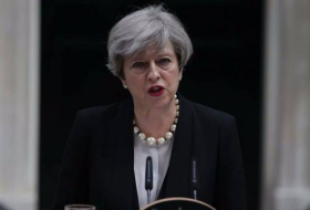 Brexit : Theresa May affirme qu'elle ne renoncera pas