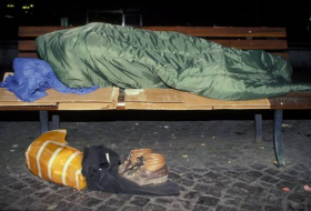Belgique : un maire fait arrêter les SDF pour les obliger à dormir au chaud