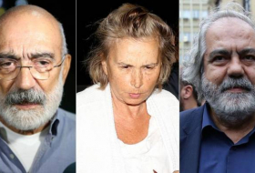 Turquie: prison à vie pour 3 journalistes