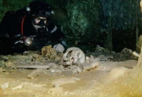 Des vestiges mayas dans une grotte inondée