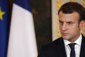 Réforme des institutions : Macron est prêt à aller au référendum