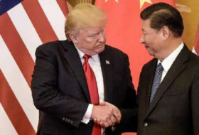 Xi Jinping, président à vie? Trump s'en amuse et l'envie...