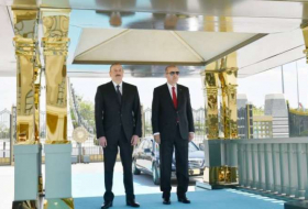Ankara: la cérémonie d’accueil officiel du président azerbaïdjanais Ilham Aliyev - PHOTOS