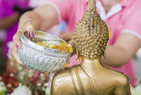 Le Nouvel an thaïlandais Songkran - PHOTOS