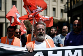 Grèce: manifestations et grève contre la poursuite de l'austérité