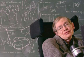 Juste avant de mourir, Stephen Hawking a résolu l'une des énigmes du cosmos