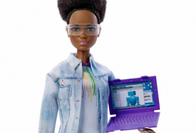 Une Barbie ingénieure en robotique pour inspirer des vocations