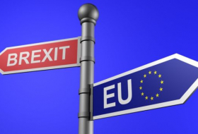 Brexit: le RU refuse le projet de loi sans accord commercial