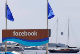 Jeudi noir pour Facebook, la fortune de Zuckerberg fond de 16 milliards de dollars