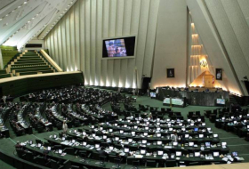 Iran: deux ministres de Rohani convoqués devant le Parlement