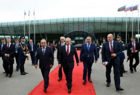Vladimir Poutine termine sa visite officielle en Azerbaïdjan