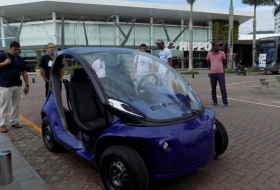 Les Brésiliens lancent une électromobile rechargeable avec une simple prise de courant