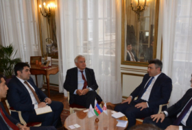 Paris : le ministre azerbaïdjanais de l’Agriculture rencontre le directeur général de l’OIV