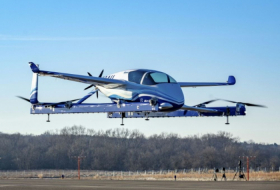 Premier essai en vol de la voiture volante de Boeing