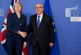  Brexit:  May salue des «progrès» avec Bruxelles