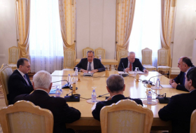   Les MAE de Russie, d'Azerbaïdjan et d'Arménie rencontrent les coprésidents du GdM de l'OSCE  