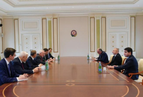 Ilham Aliyev discute du Karabagh avec les coprésidents du Groupe de Minsk de l'OSCE - Mise à jour