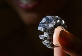 De faux experts volent un diamant à 45 millions