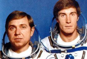   Deux cosmonautes presque oubliés dans l'espace  