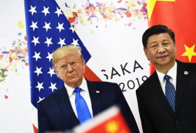   Guerre commerciale :   Trump relève les taxes sur les produits chinois