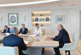   Réunion consacrée aux questions économiques auprès du président Ilham Aliyev  