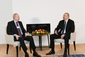 Davos: Ilham Aliyev a rencontré le PDG de BP 