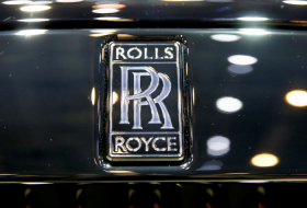 Le britannique Rolls-Royce cherche à lever jusqu'à 2,7 milliards d'euros pour améliorer son bilan