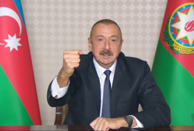   Ilham Aliyev rebaptise le village de Veng en Tchinarly  