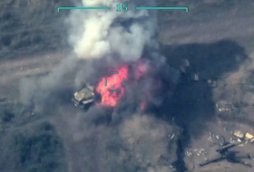   L'armée azerbaïdjanaise détruit un certain nombre de matériels militaires de l'armée arménienne -   VIDEOS    