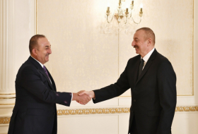  Le président Ilham Aliyev a reçu des hauts responsables turcs 