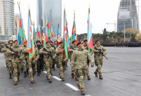   VIDEO  du défilé militaire consacré à la victoire de l'Azerbaïdjan dans la Guerre patriotique 
