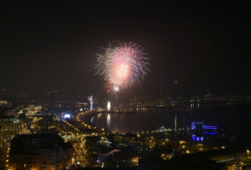 Un feu d'artifice a eu lieu à Bakou à l'occasion de la victoire historique de l'Azerbaïdjan - VIDEO