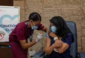 Pandémie: Près d'une personne sur quatre dans le monde n'aura pas accès au vaccin anti-Covid avant 2022