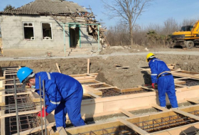  Des travaux de réparation et de construction ont commencé dans 11 régions et villes d'Azerbaïdjan 